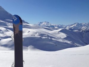 snowboard dans la neige - valmorel